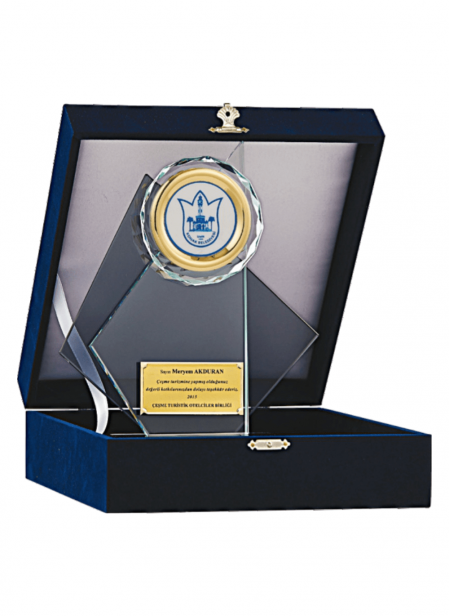 Kadife Kutulu Kristal Plaket 24 cm